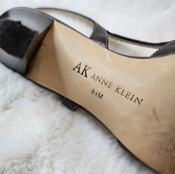 Anne Klein Bronze Slingback Heels 8.5M - Picture 8 of 14
